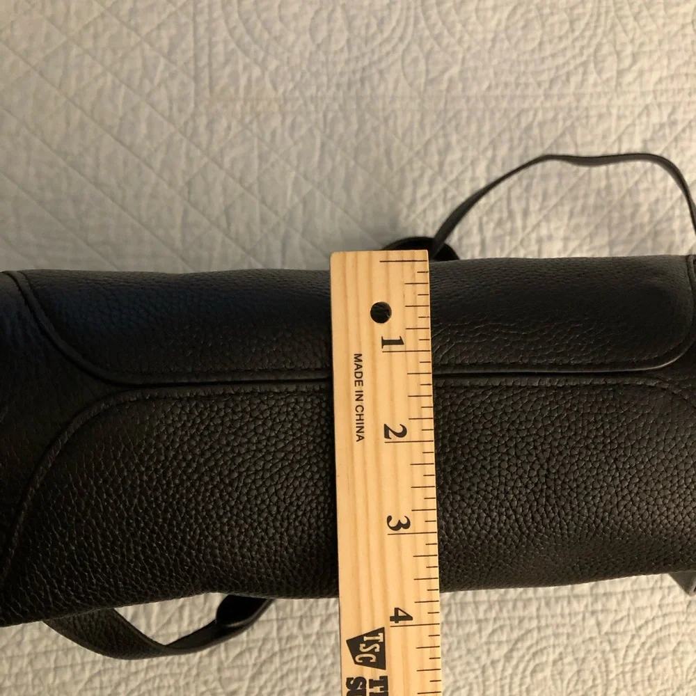 Kate Spade Essential medium backpack. - Picture 12 of 12